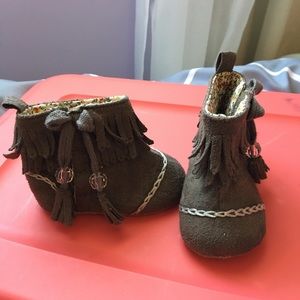 Baby shoes